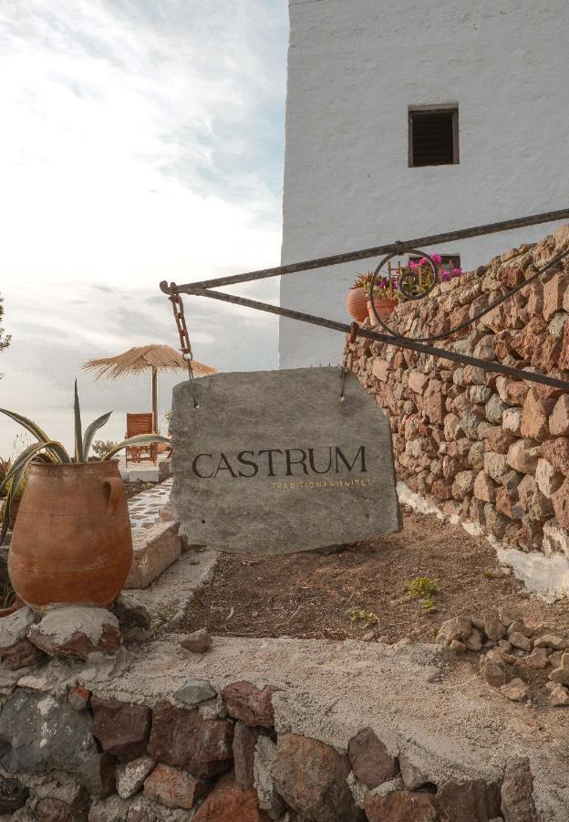 Castrum Traditional Sunset Suites Plaka  Bagian luar foto