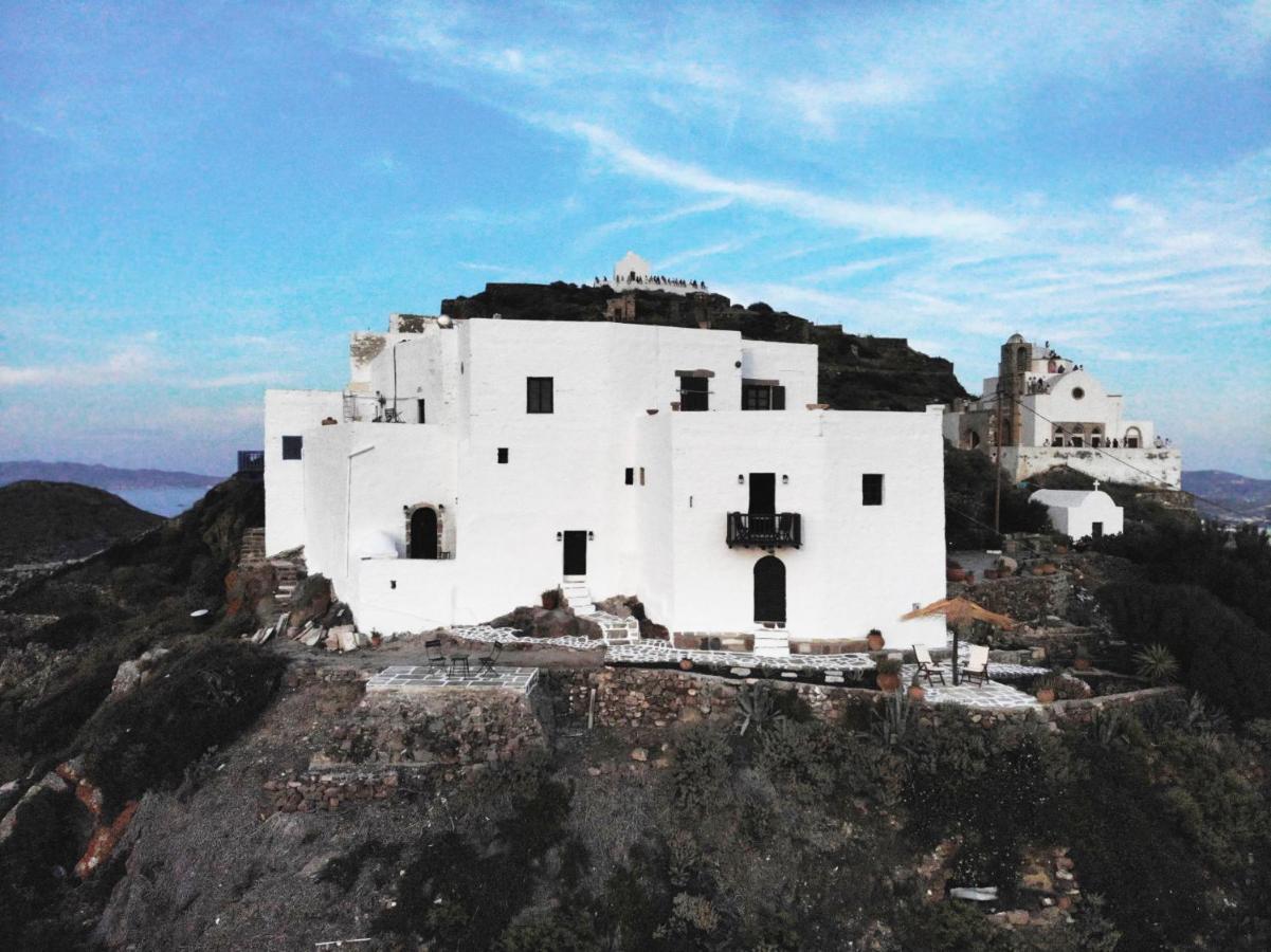 Castrum Traditional Sunset Suites Plaka  Bagian luar foto