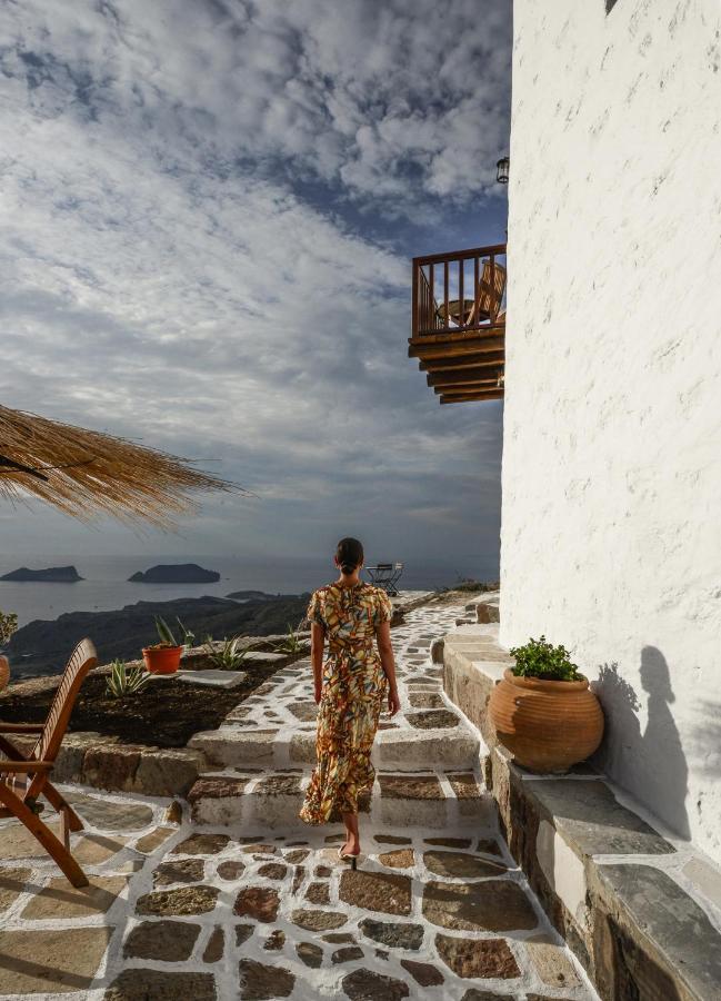 Castrum Traditional Sunset Suites Plaka  Bagian luar foto